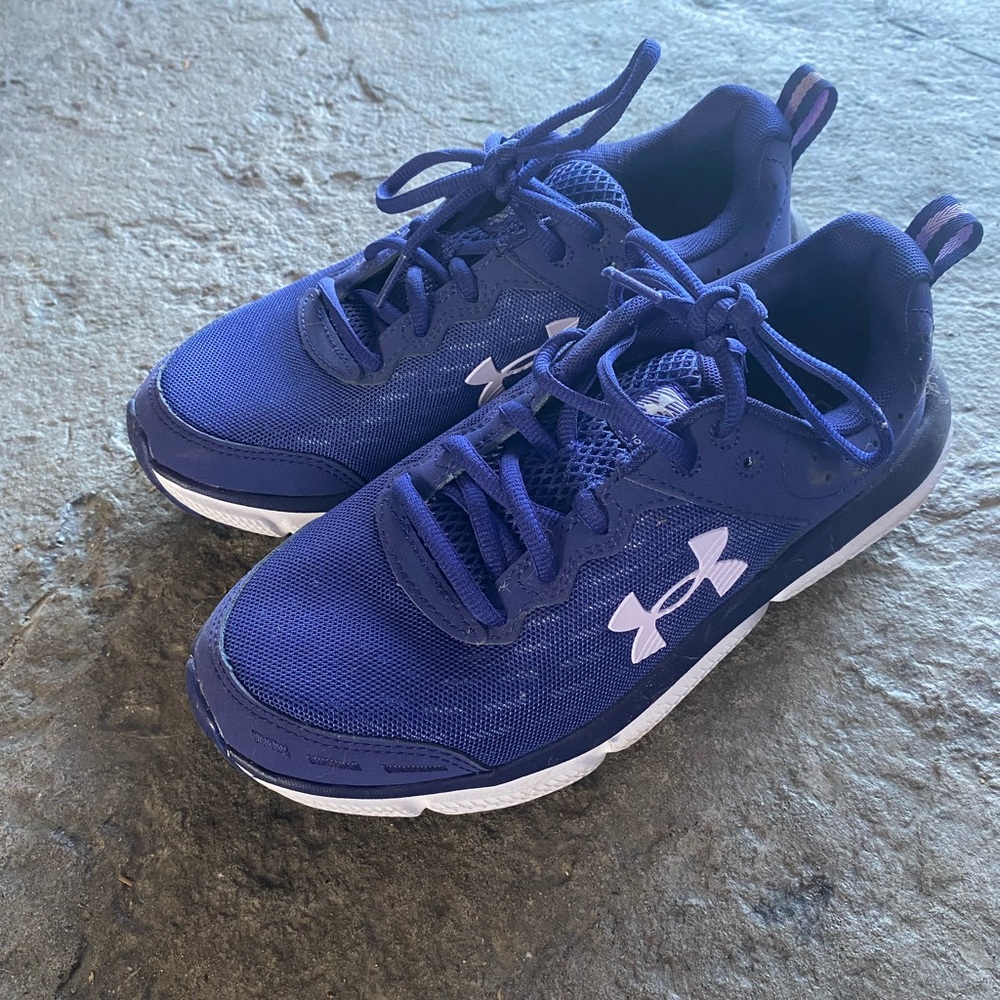 Under Armour Sneakers